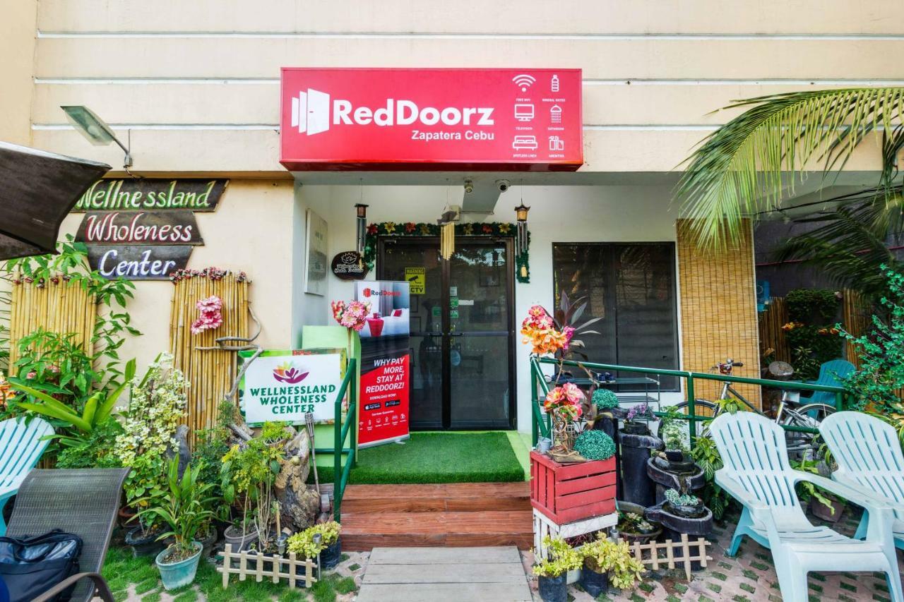 Reddoorz @ Zapatera Cebu Hotel Екстериор снимка