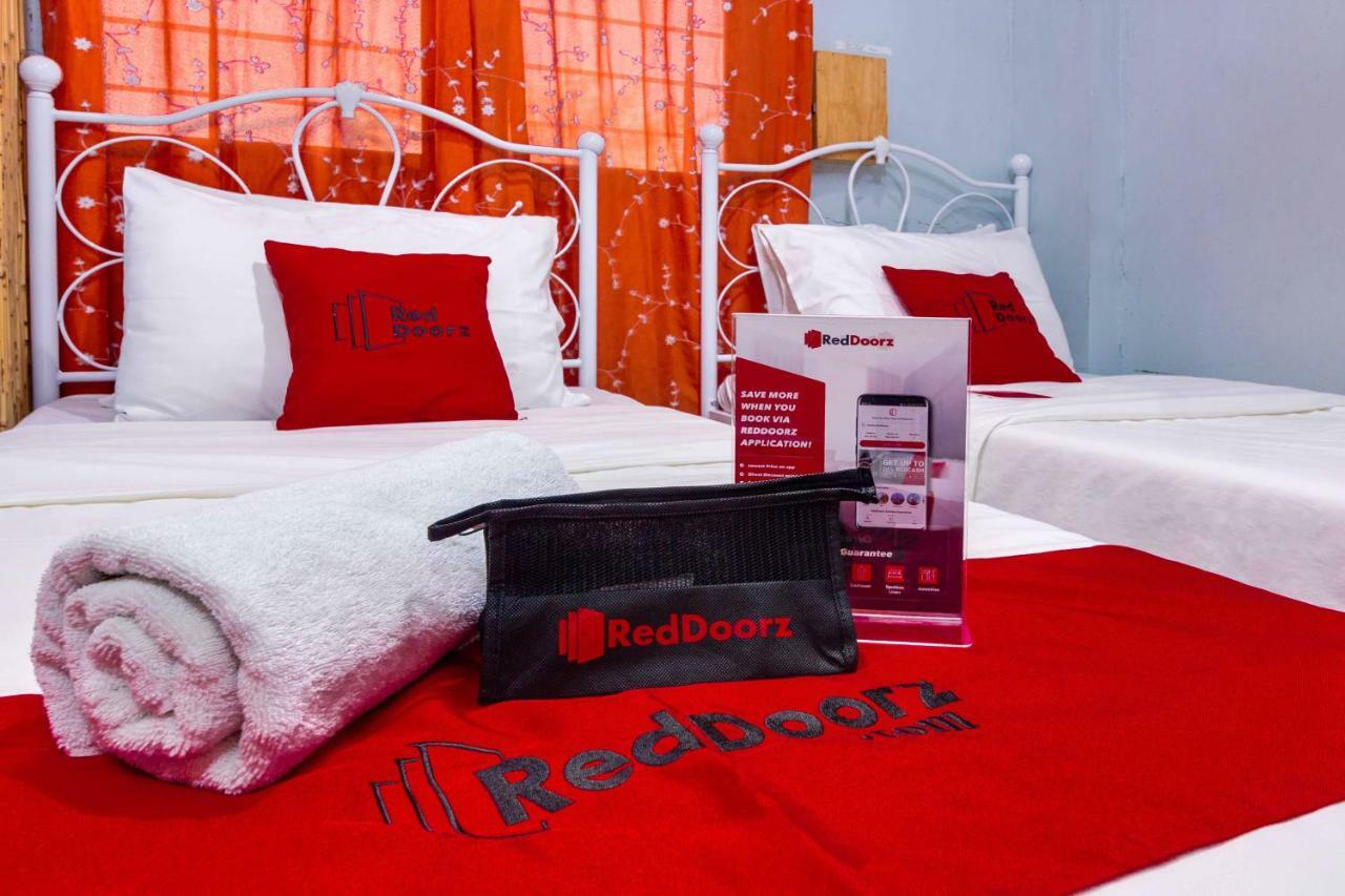 Reddoorz @ Zapatera Cebu Hotel Екстериор снимка