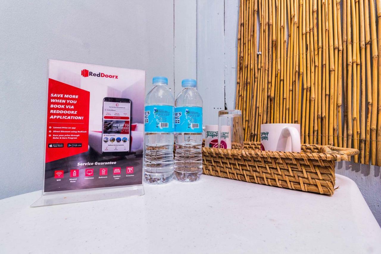 Reddoorz @ Zapatera Cebu Hotel Екстериор снимка